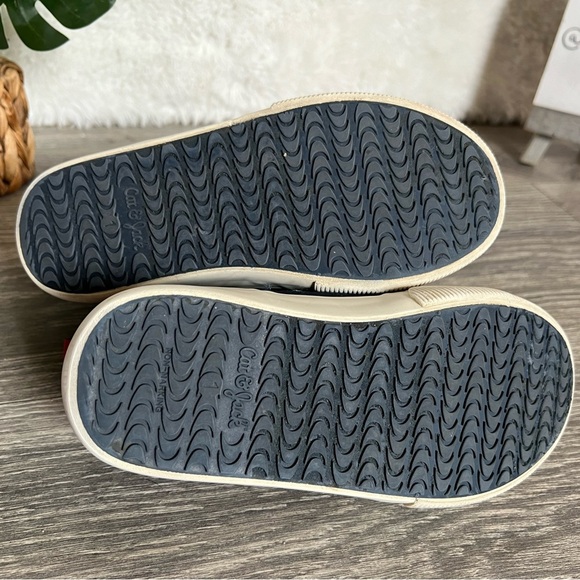 Cat & Jack Anthony Casual Mid Top sneaker. Size 1 - Picture 8 of 9